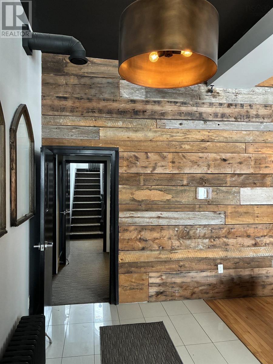 Property 12 of 13 of 2267 Brunswick Street