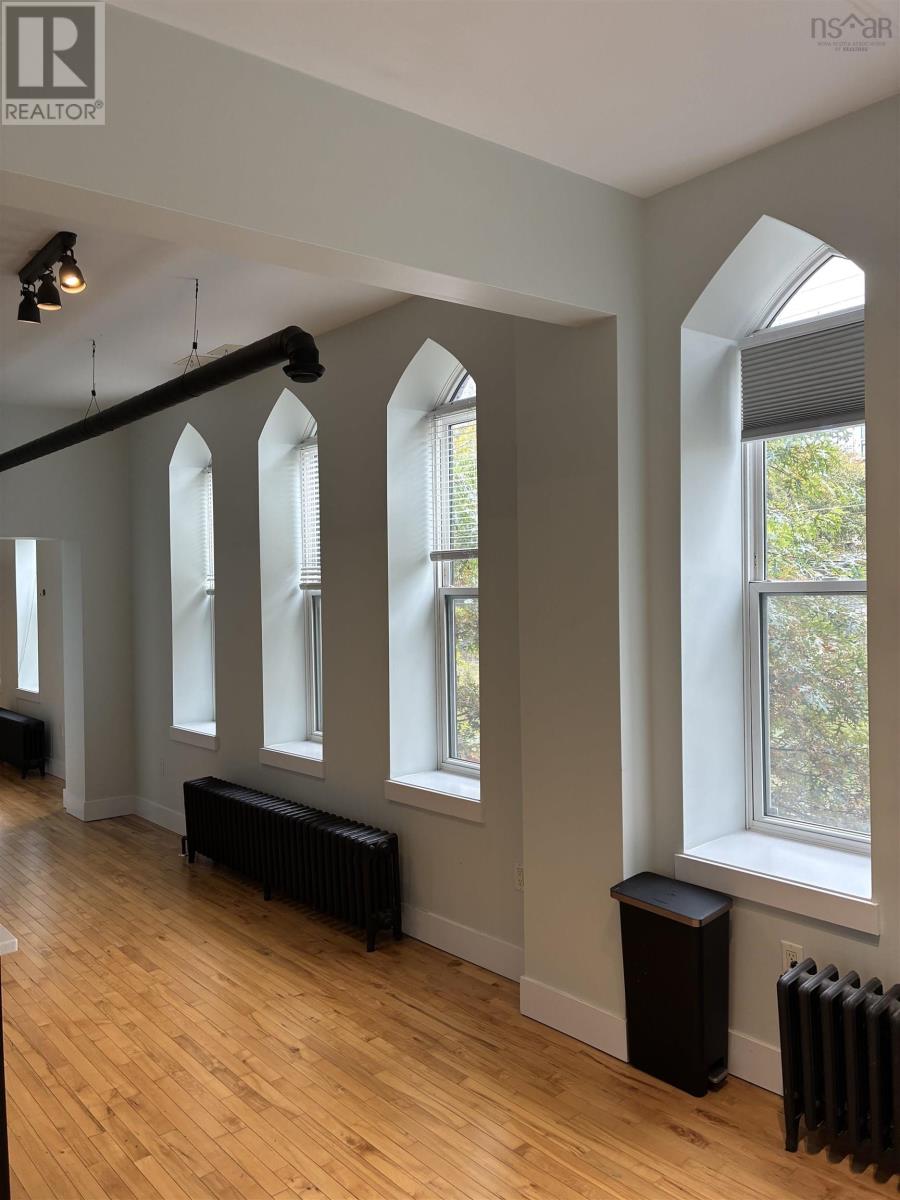 Property 8 of 13 of 2267 Brunswick Street