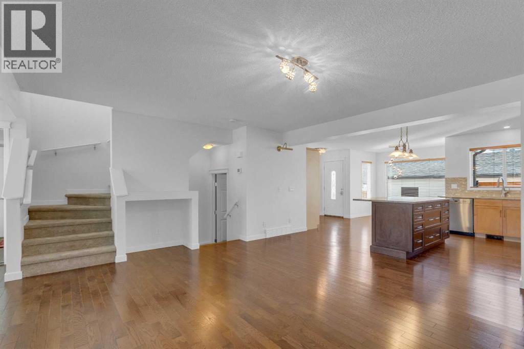 Single Family House for Sale in  Copperfield Terrace SE Copperfield Calgary 