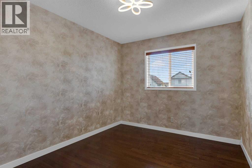 Single Family House for Sale in  Copperfield Terrace SE Copperfield Calgary 