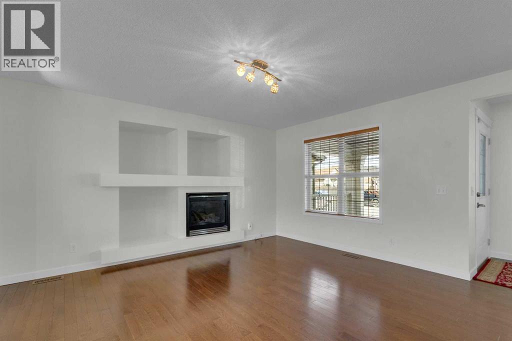 Single Family House for Sale in  Copperfield Terrace SE Copperfield Calgary 