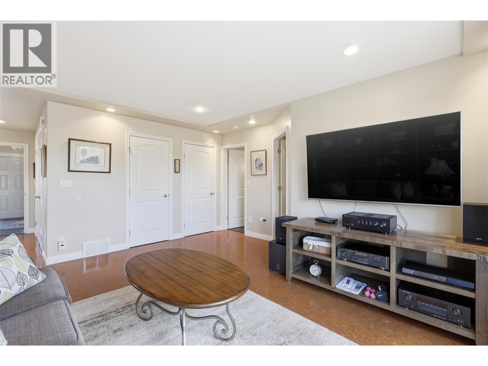 2210 Qu'Appelle Boulevard Unit# 12, Kamloops