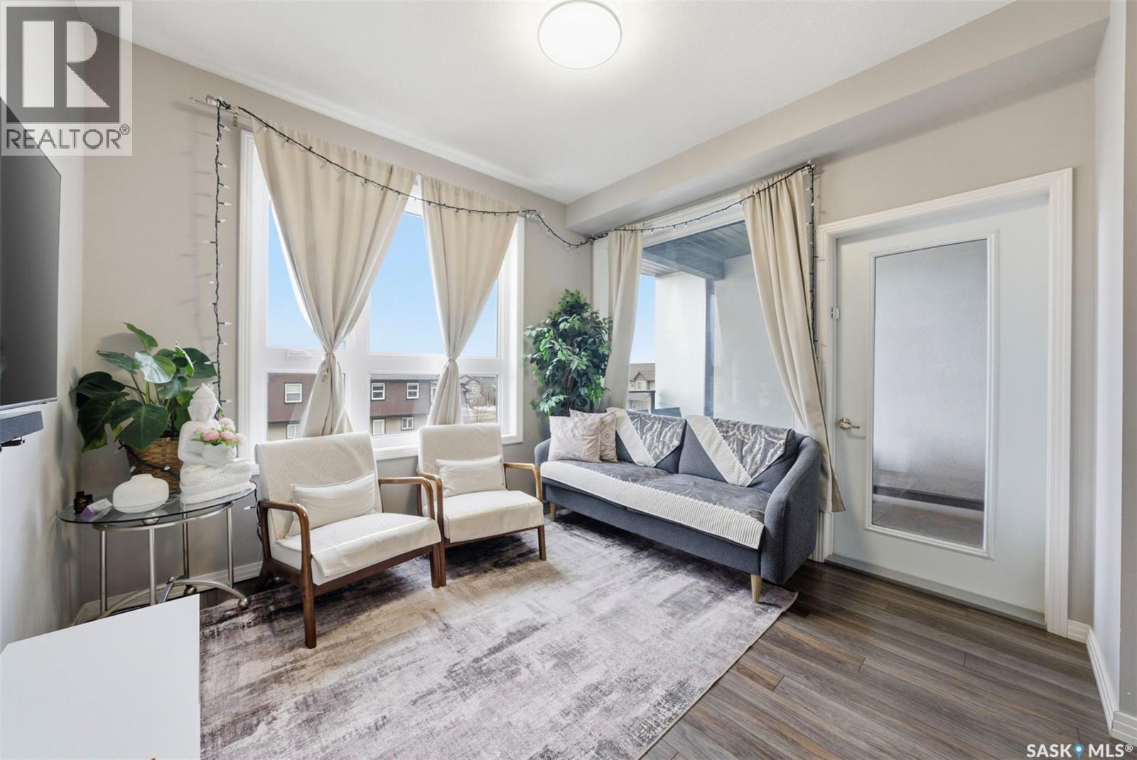 Single Family House Low rise for Sale in   Maningas BEND Saskatoon 