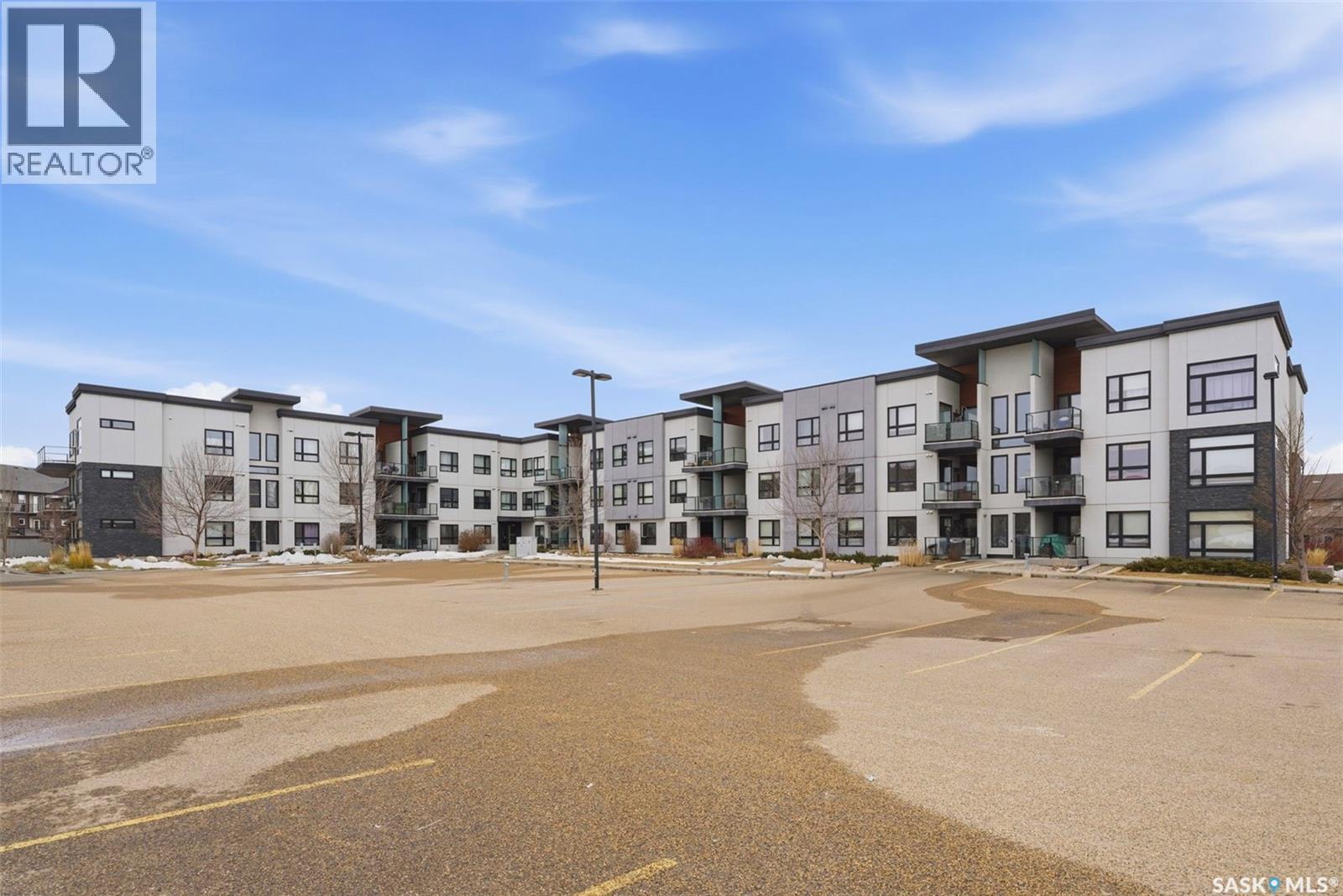 Single Family House Low rise for Sale in   Maningas BEND Saskatoon 