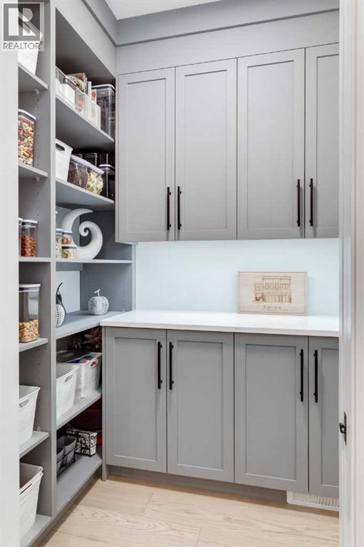 Single Family House for Sale in  Timberline Court SW Springbank Hill Calgary 