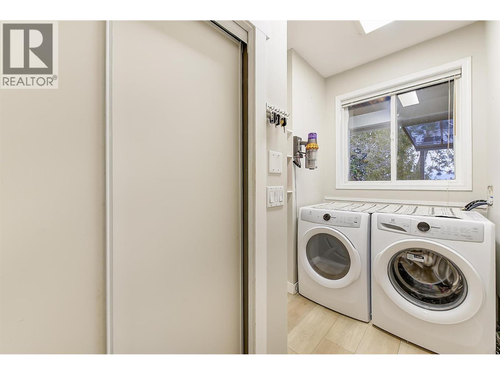 2063 Horizon Drive, West Kelowna