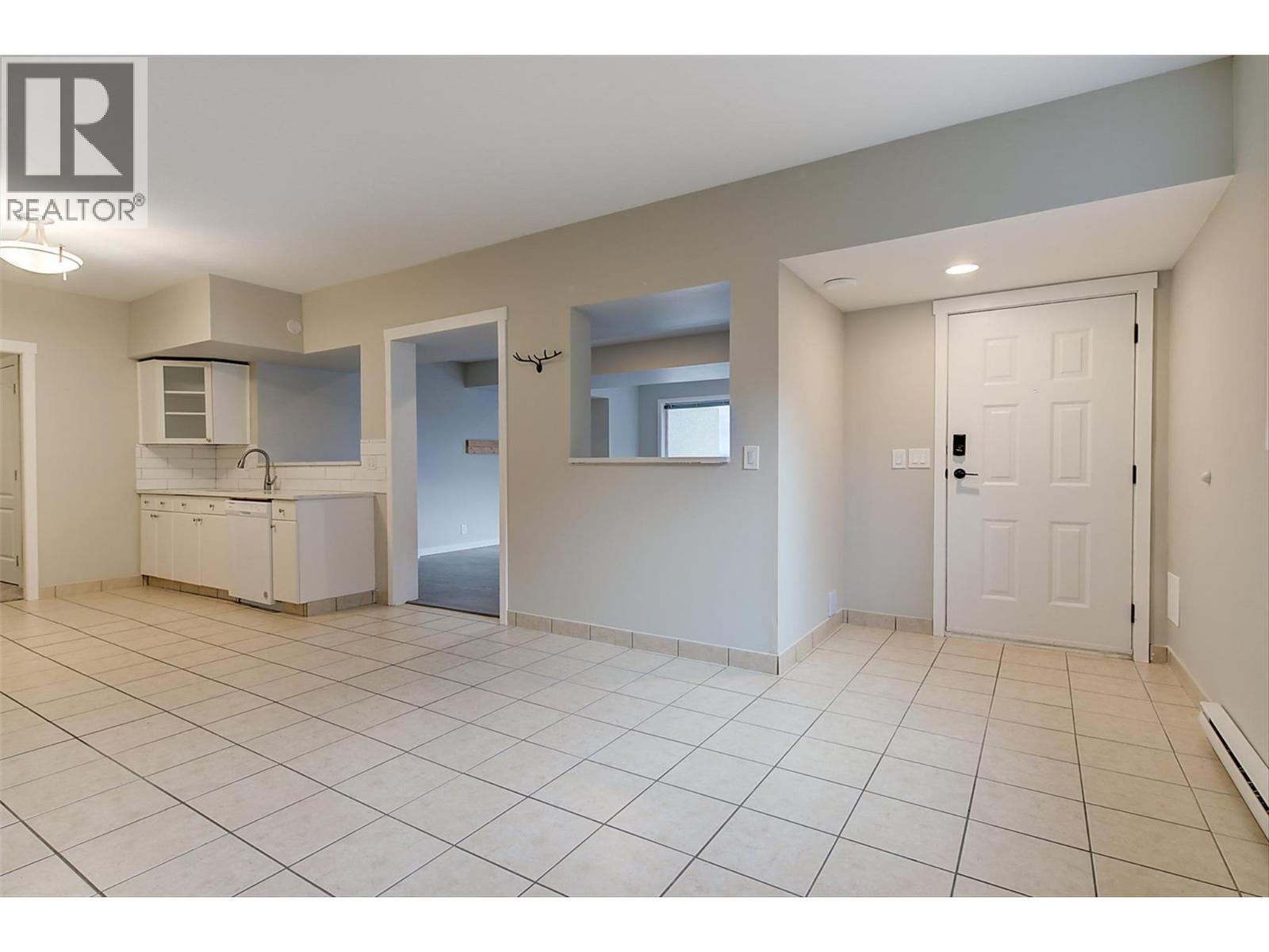 2063 Horizon Drive, West Kelowna