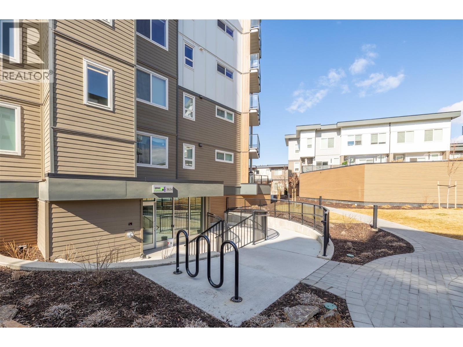 #401B 3634 Mission Springs Drive - 21