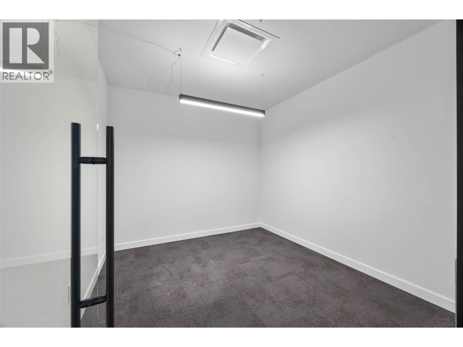  630 VICTORIA Street, Kamloops