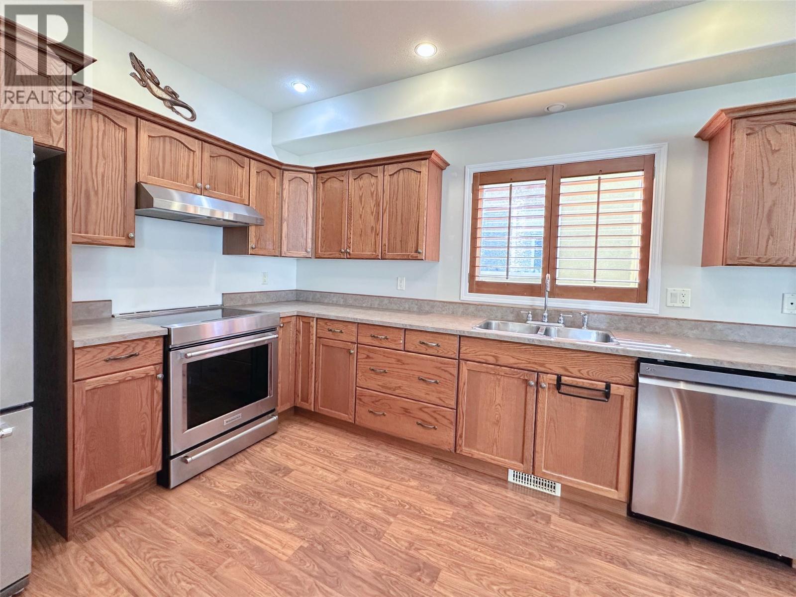 3208 LOBELIA Drive, Osoyoos