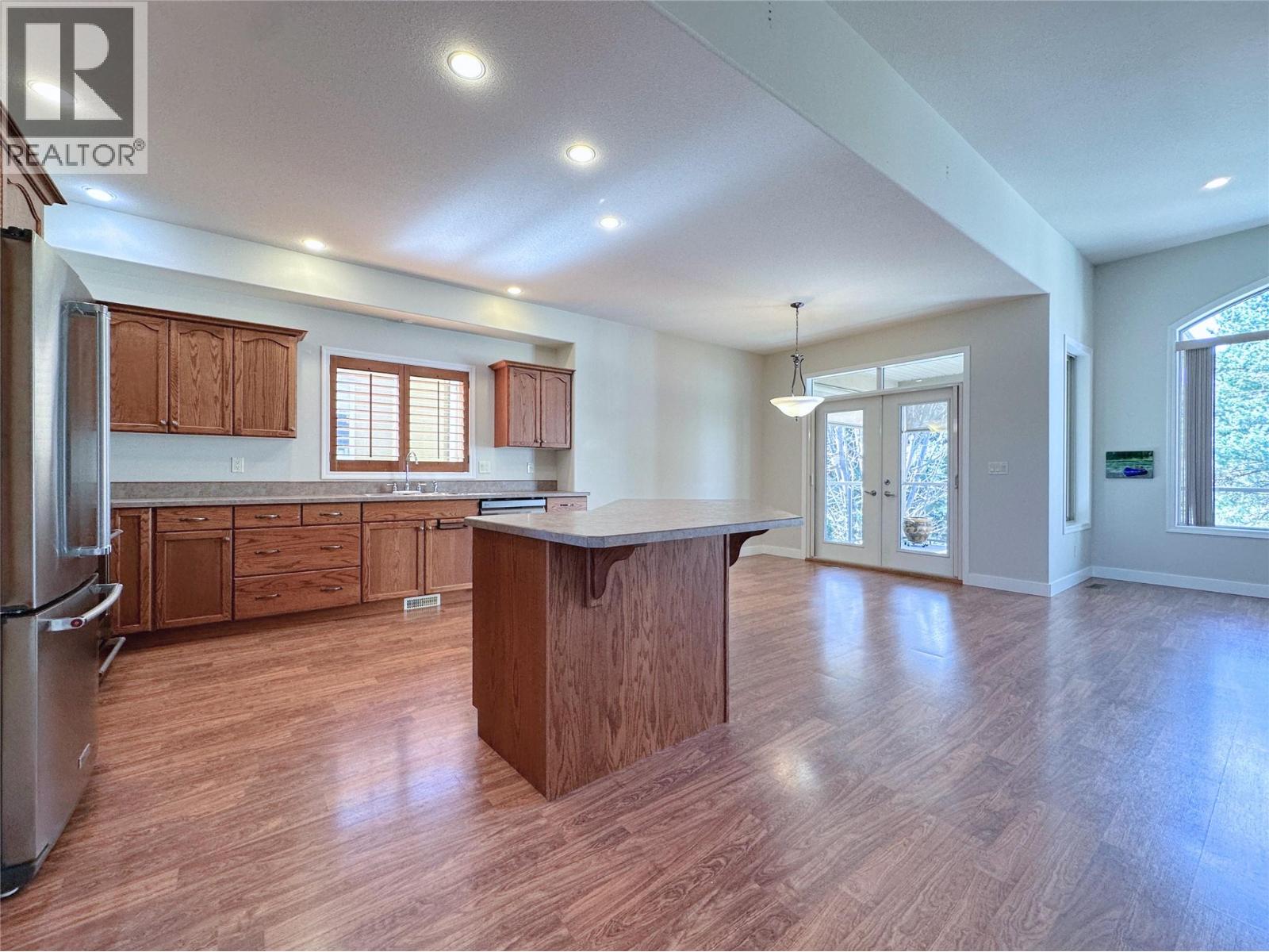 3208 LOBELIA Drive, Osoyoos