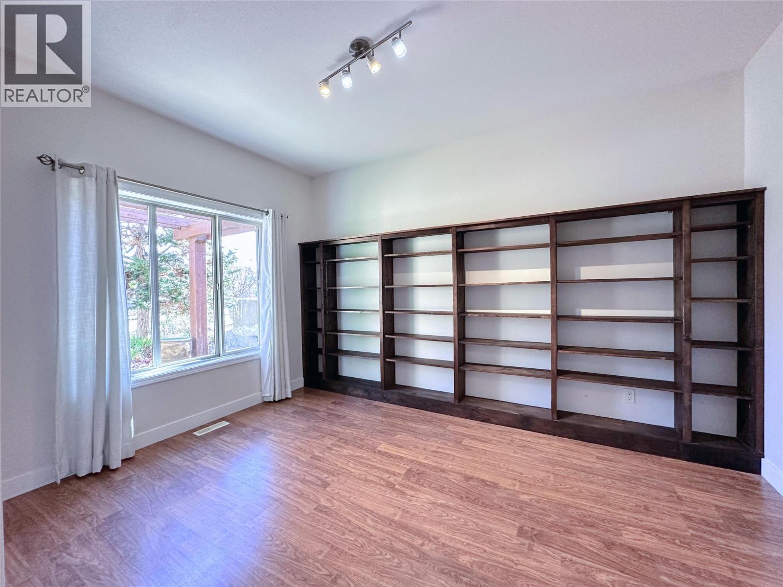 3208 LOBELIA Drive, Osoyoos