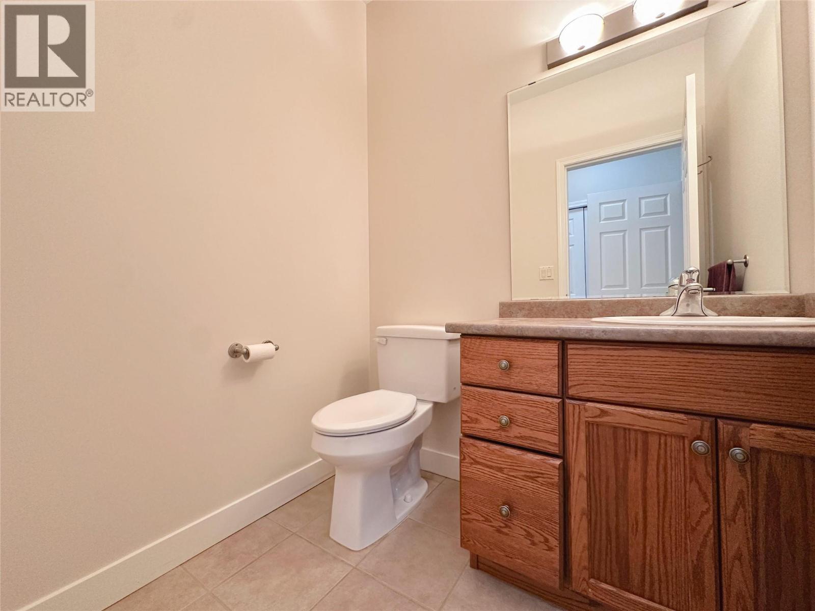 3208 LOBELIA Drive, Osoyoos