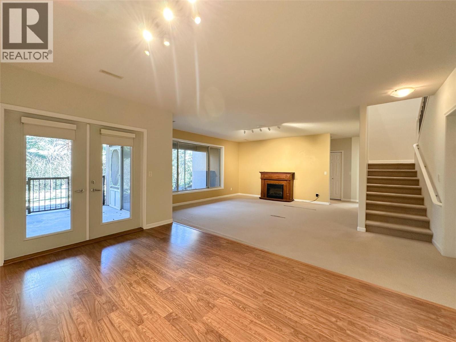 3208 LOBELIA Drive, Osoyoos