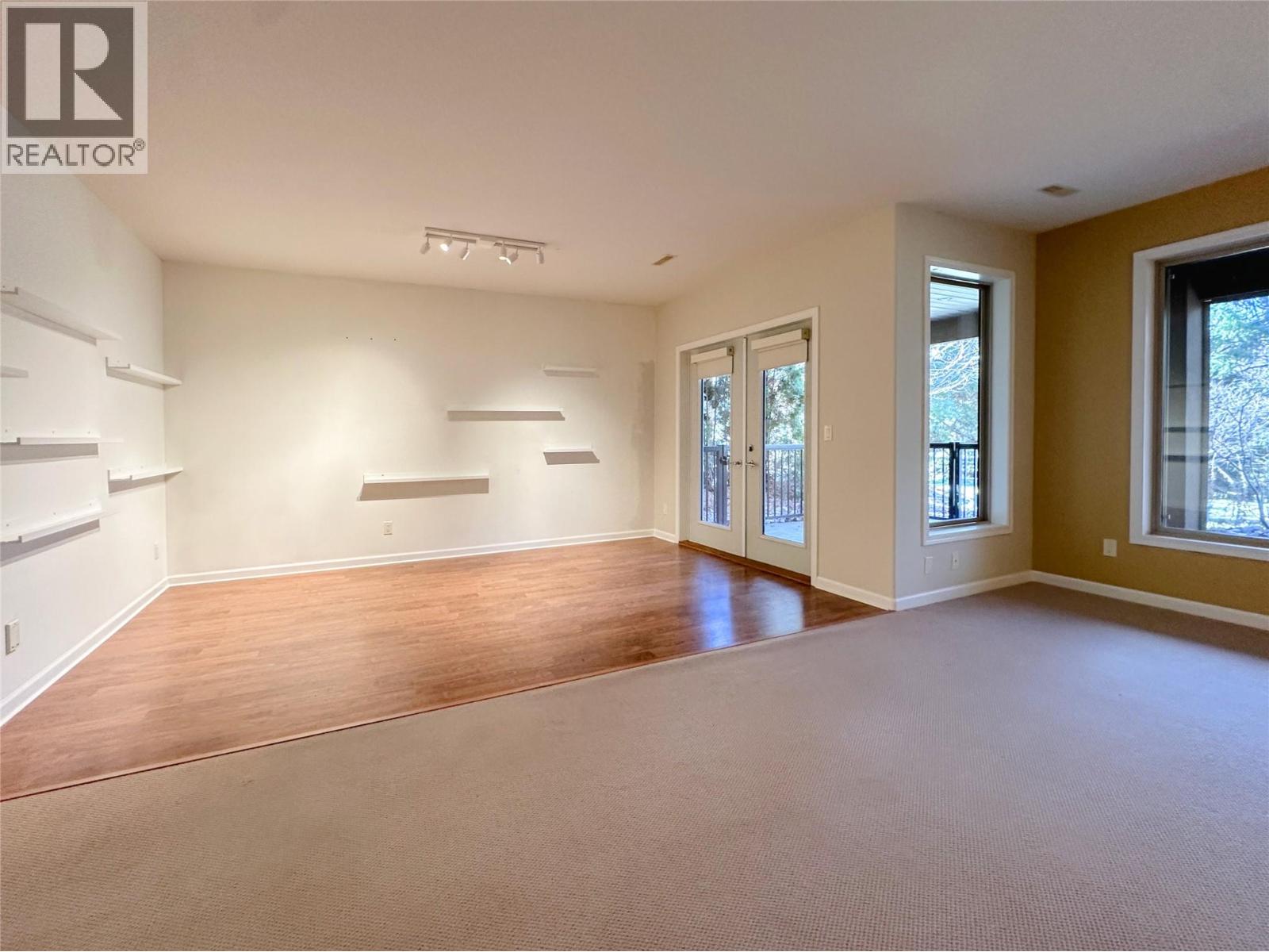 3208 LOBELIA Drive, Osoyoos