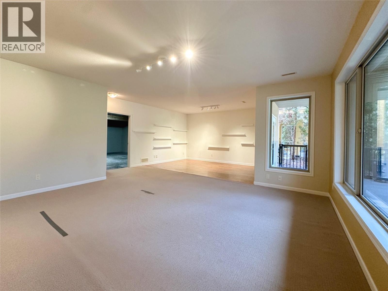 3208 LOBELIA Drive, Osoyoos