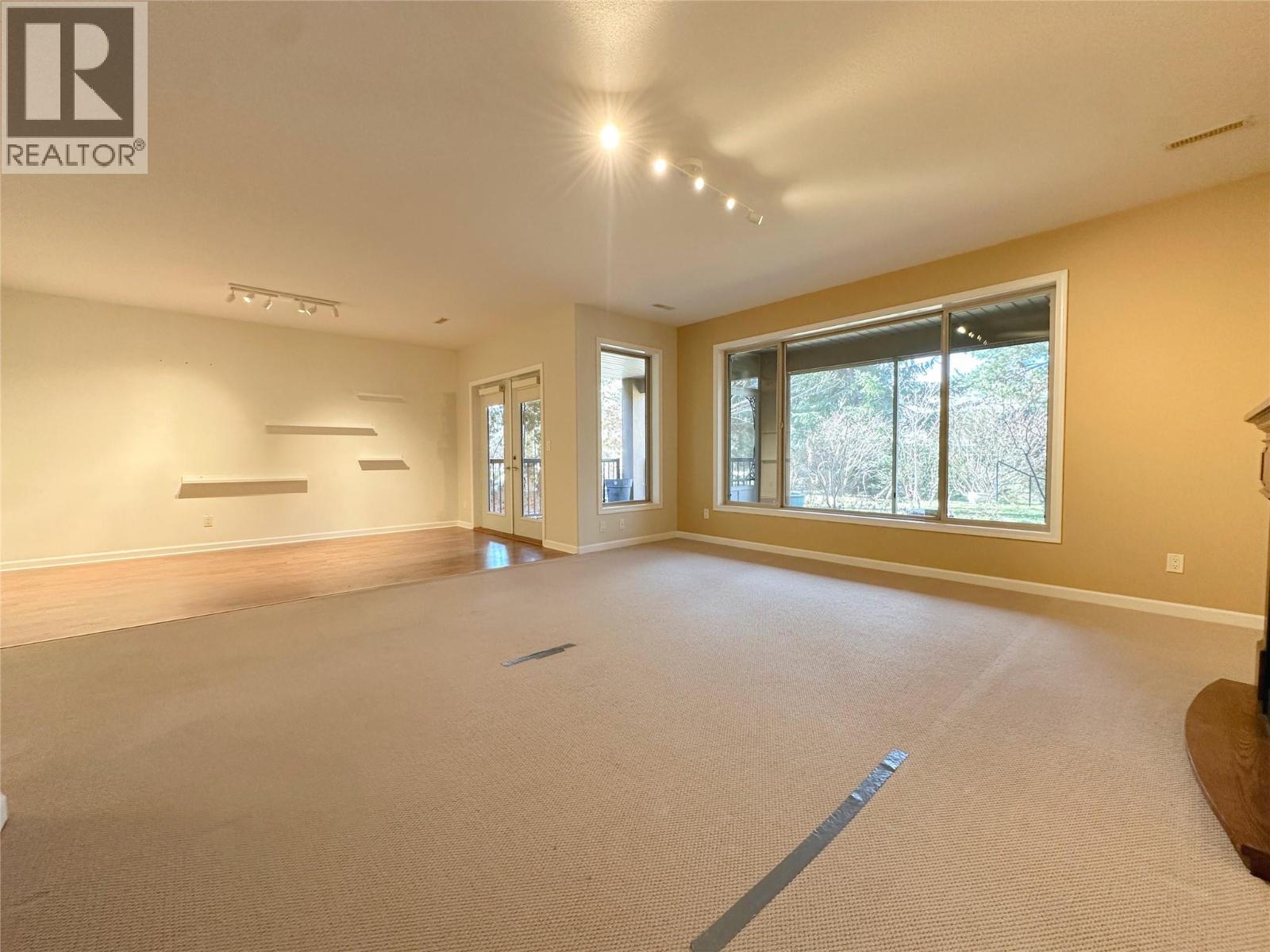 3208 LOBELIA Drive, Osoyoos