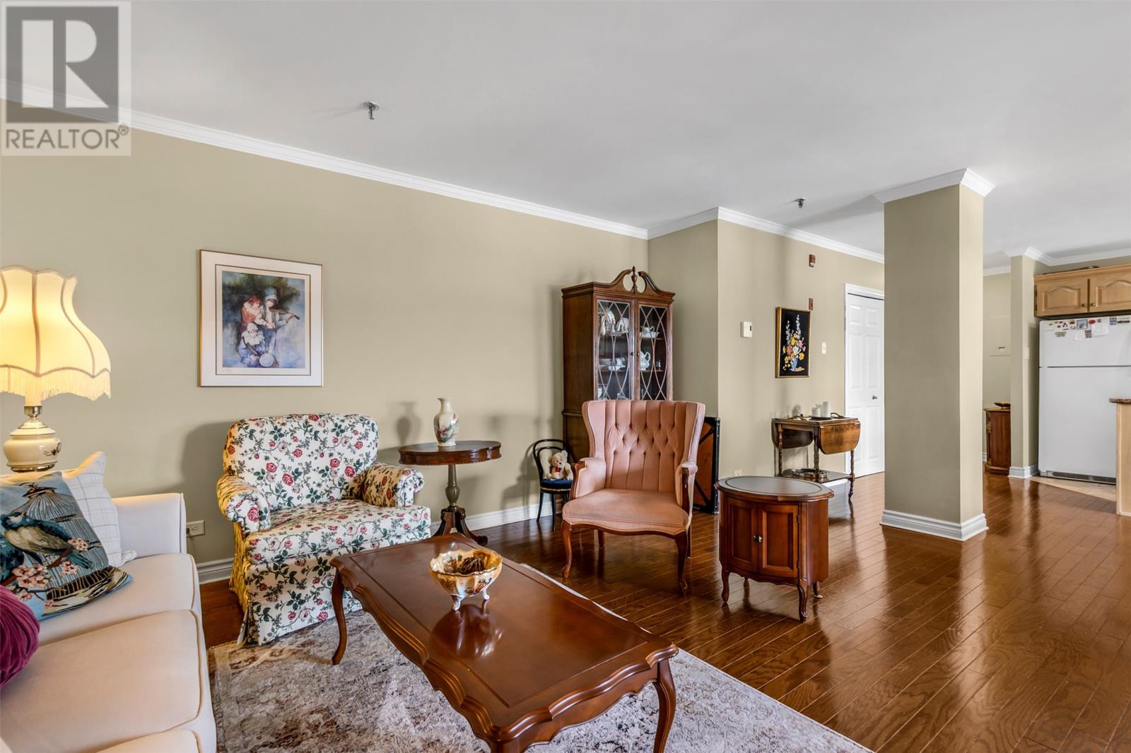 #511 100 ELIZABETH AVENUE - 6