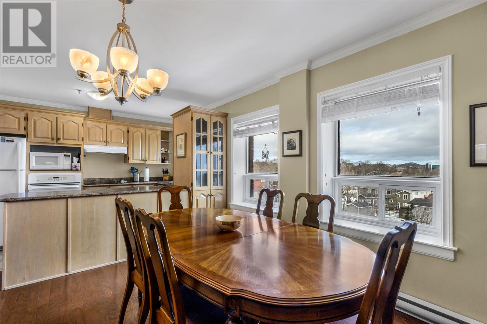 #511 100 ELIZABETH AVENUE - 9