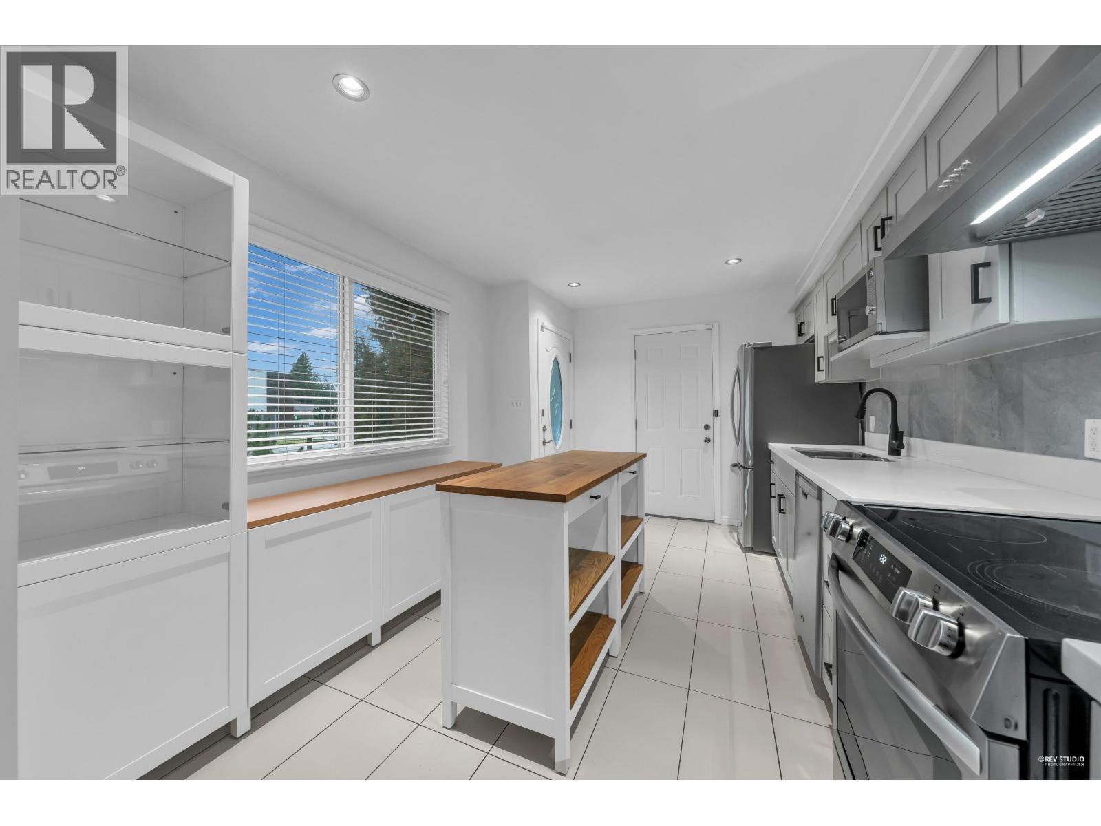 1665 PATRICIA AVENUE, Port Coquitlam