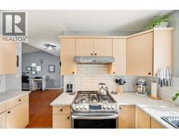 57 7570 Tetayut Rd, Central Saanich, BC V8M2H4 Photo 11