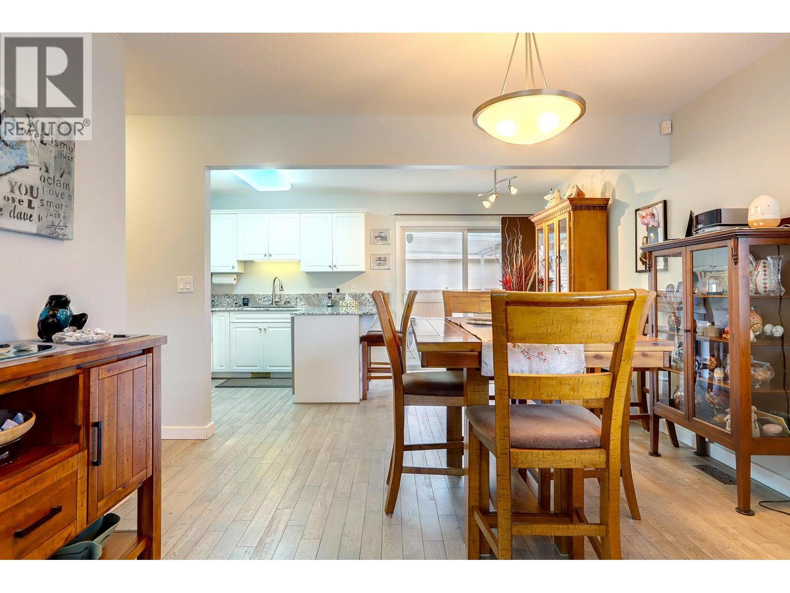 #14 5200 25 AVENUE - 15