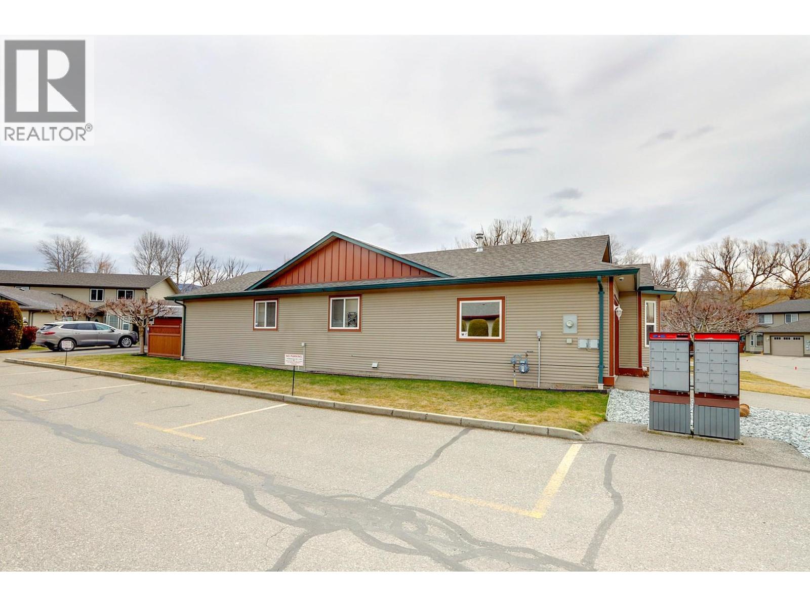 #14 5200 25 AVENUE - Image 3