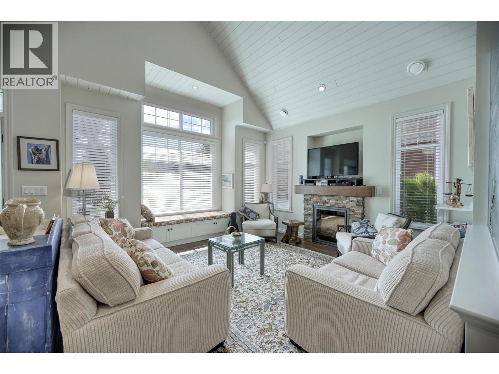 2450 RADIO TOWER Road Unit# 123, Oliver