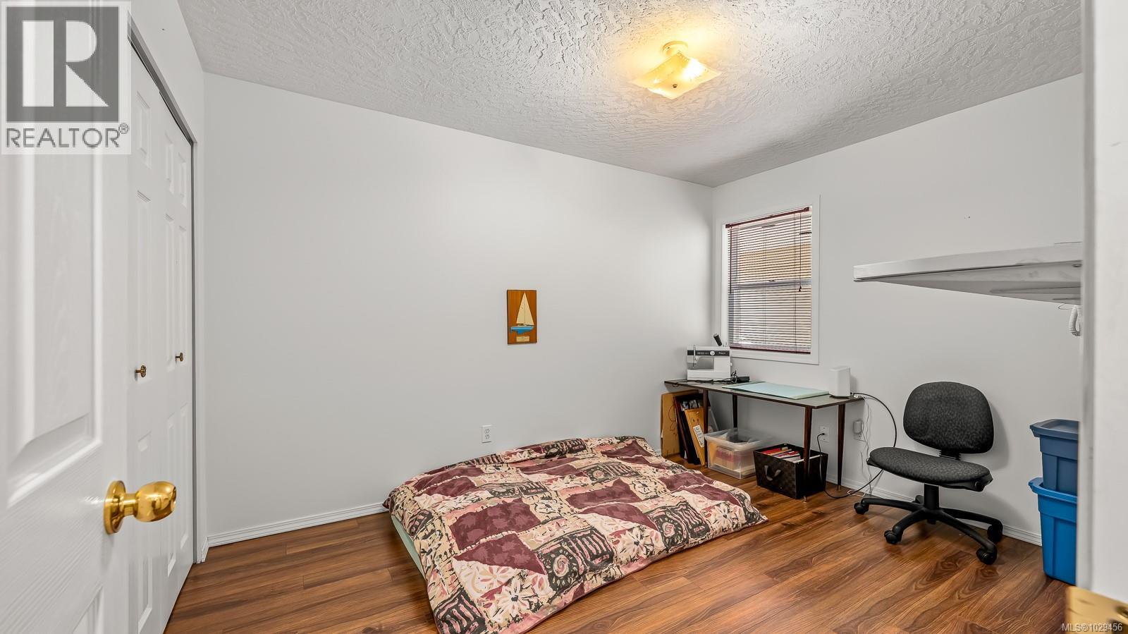 66 KEENELAND AVE - 23