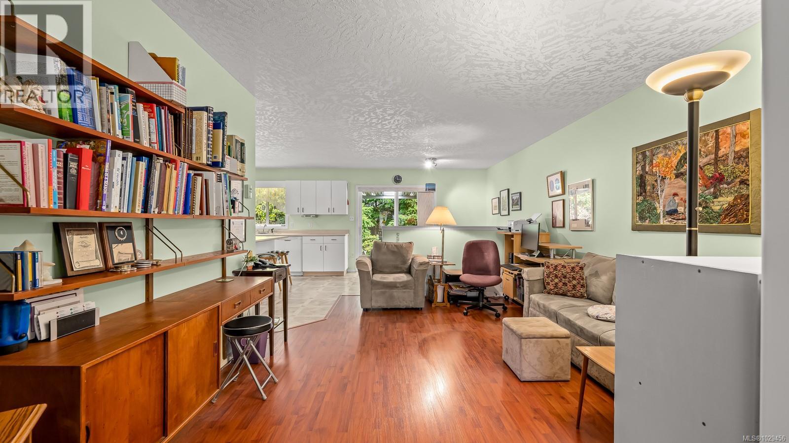 66 KEENELAND AVE - 13