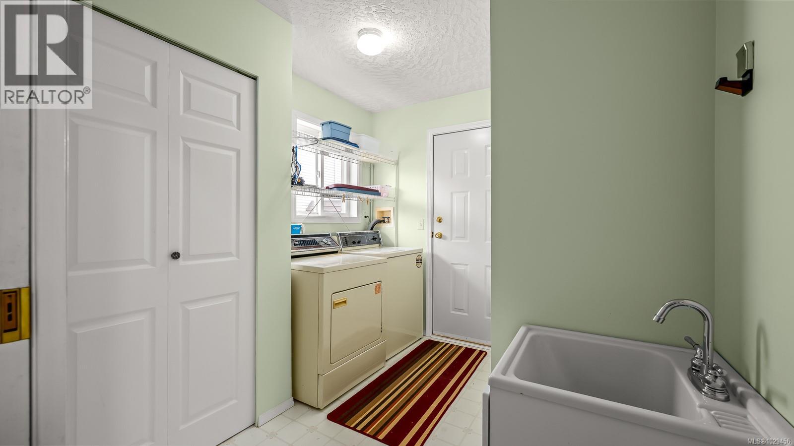 66 KEENELAND AVE - 24