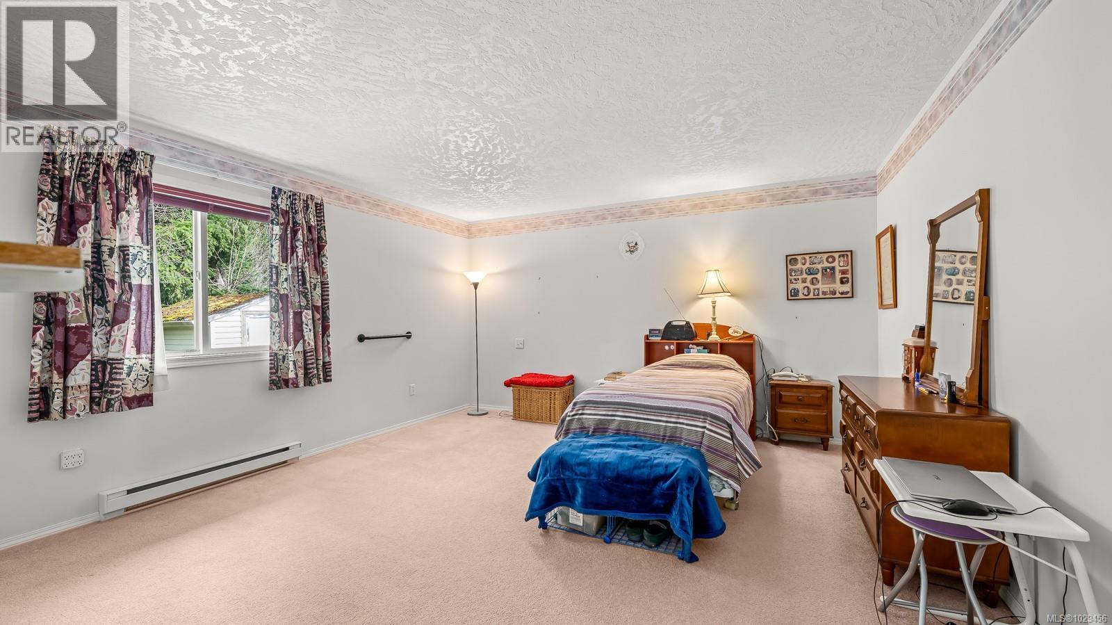 66 KEENELAND AVE - 27