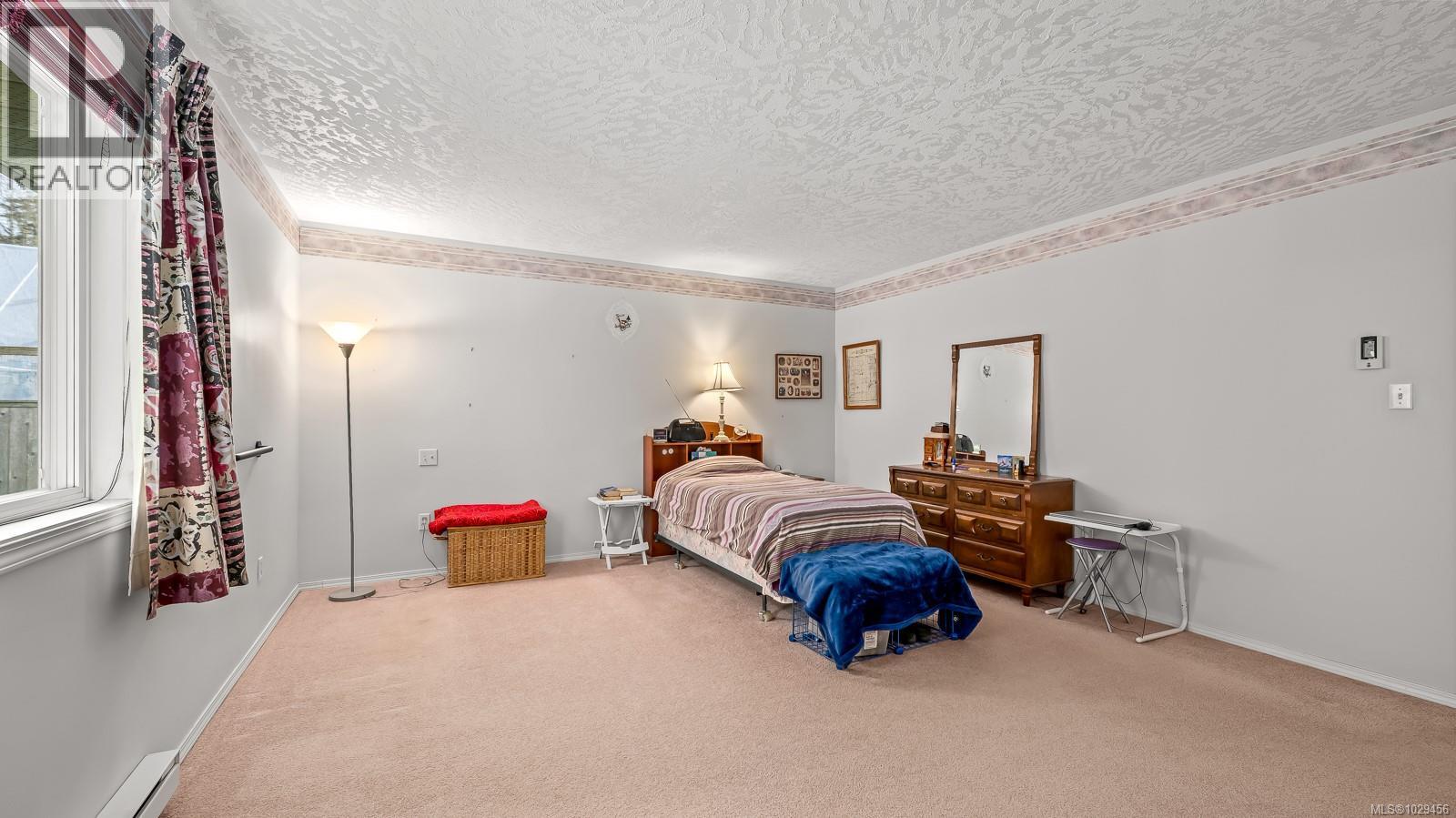 66 KEENELAND AVE - 29