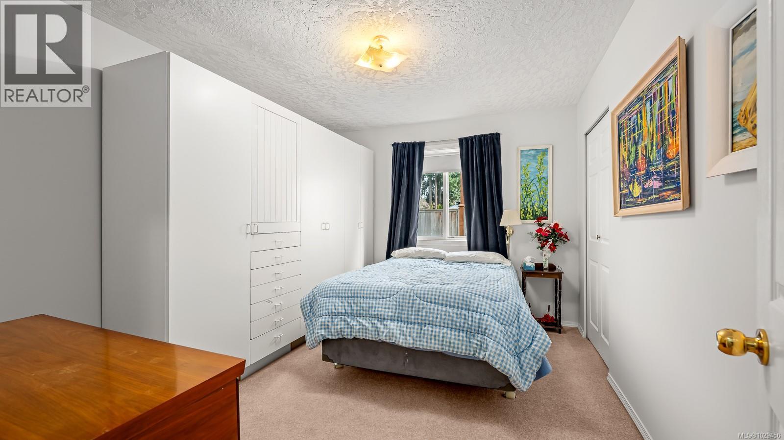 66 KEENELAND AVE - 26