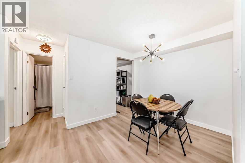 Single Family House for Sale in   Southampton Drive SW Southwood Calgary 