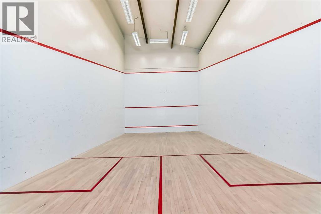 Single Family House for Sale in   Southampton Drive SW Southwood Calgary 