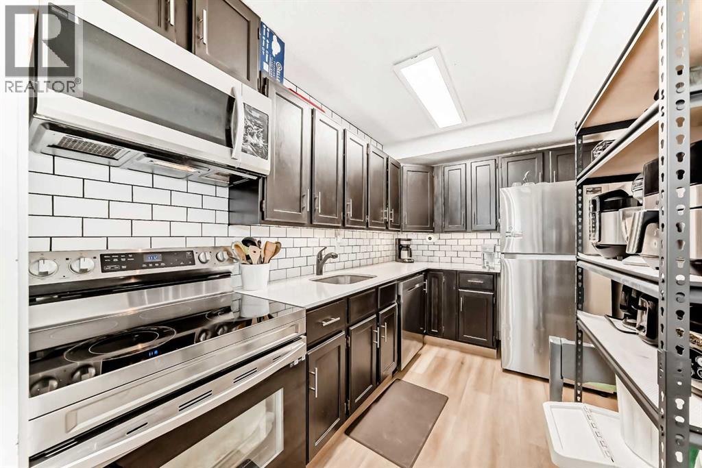 Single Family House for Sale in   Southampton Drive SW Southwood Calgary 