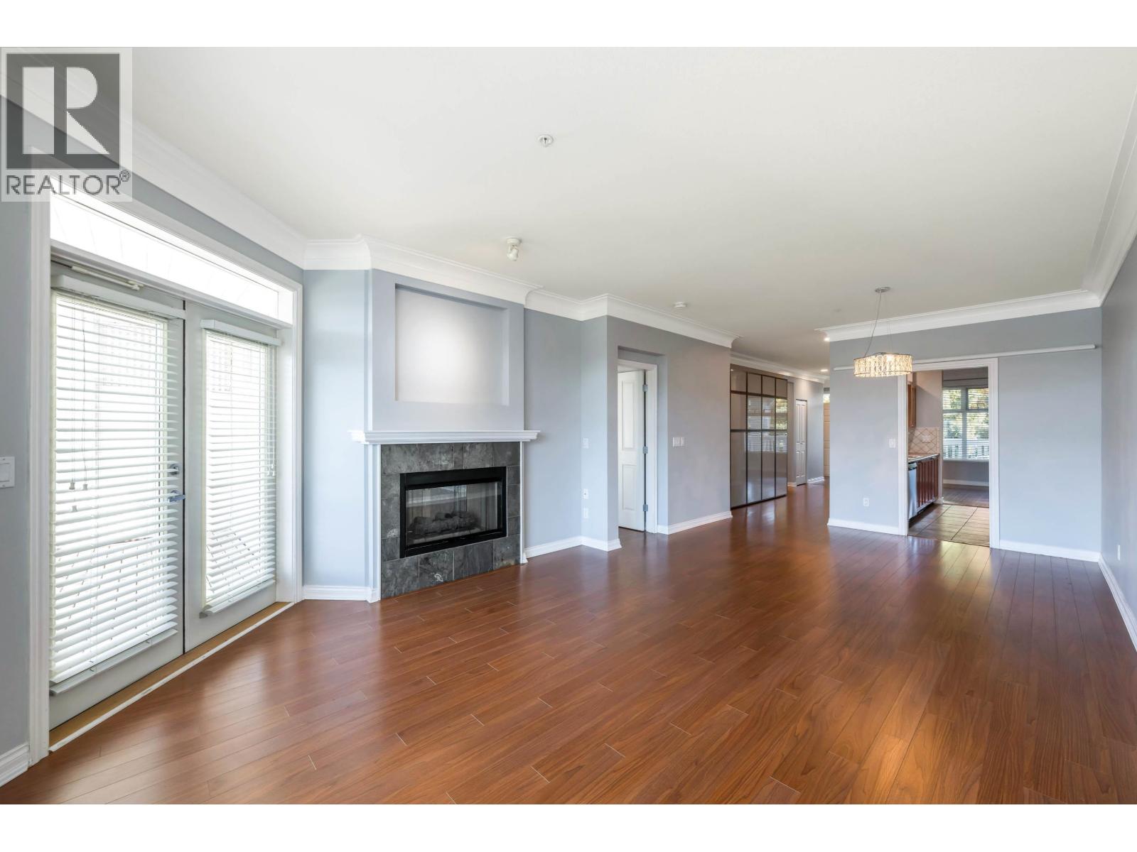 #213-6263 RIVER Road, Delta