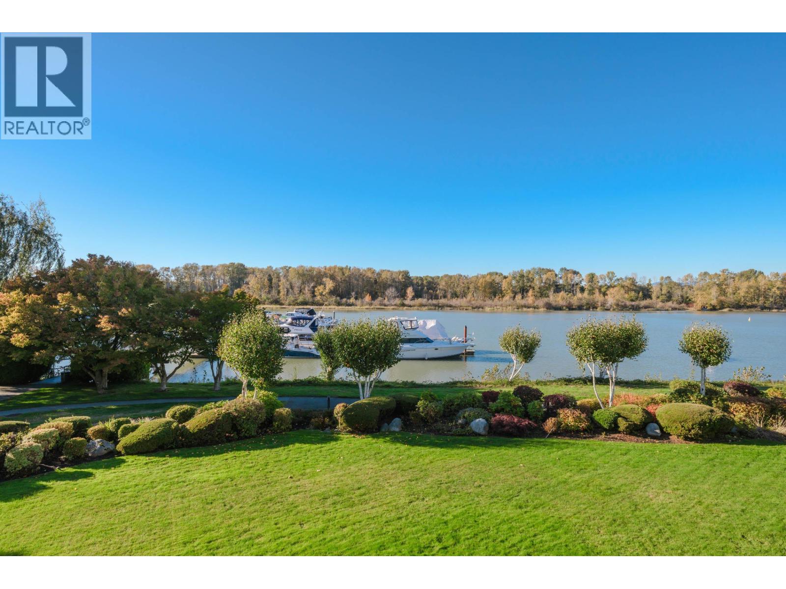 #213-6263 RIVER Road, Delta