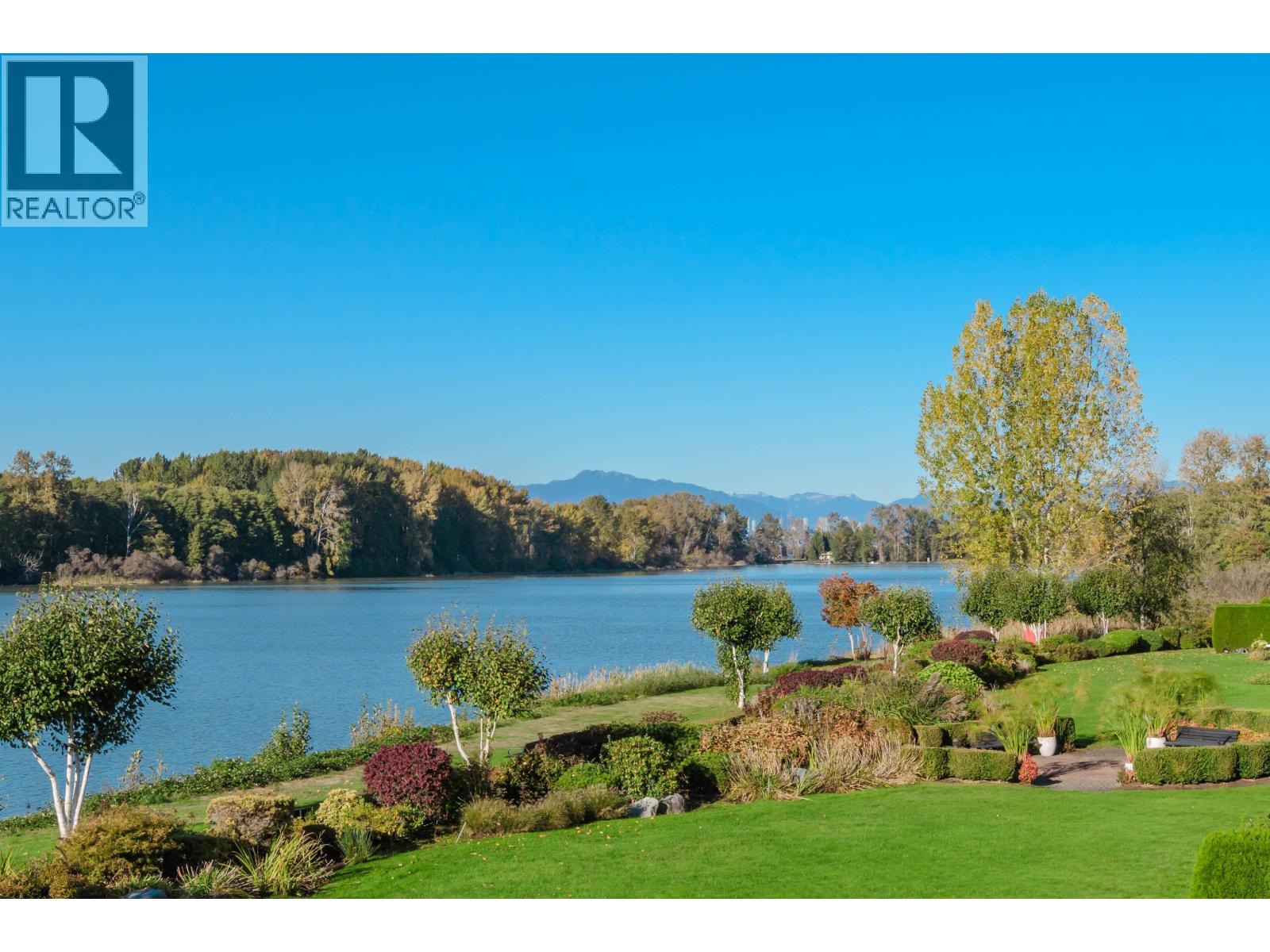 #213-6263 RIVER Road, Delta