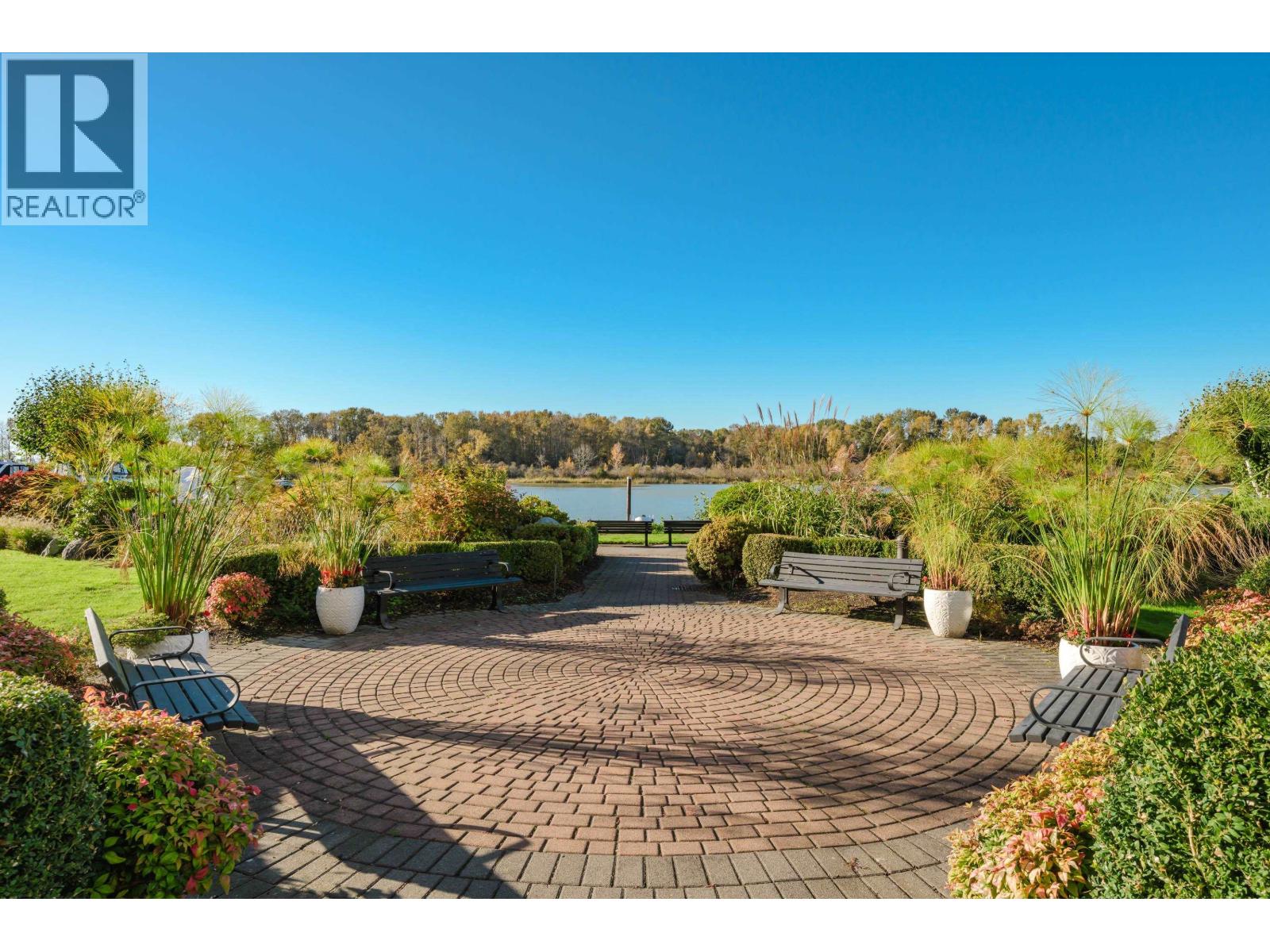 #213-6263 RIVER Road, Delta