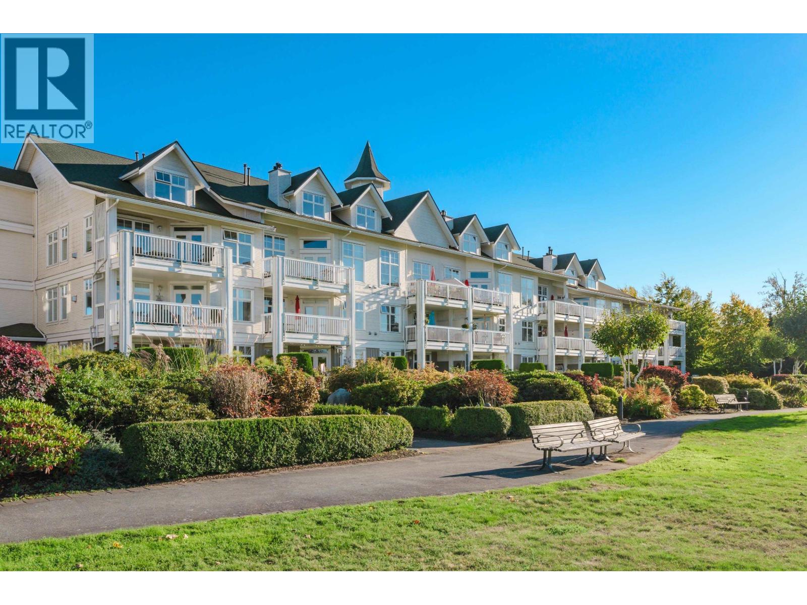 #213-6263 RIVER Road, Delta