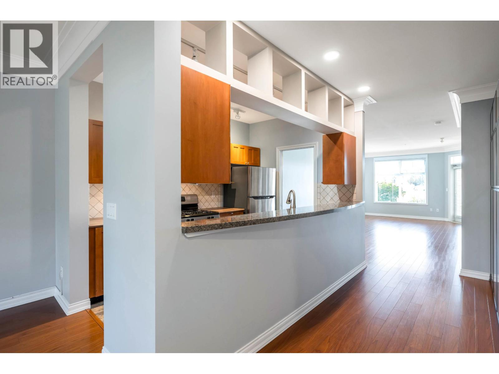 #213-6263 RIVER Road, Delta