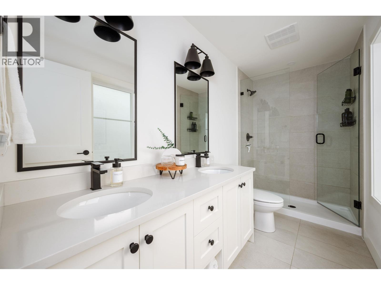 11 23183 136 AVENUE, Maple Ridge