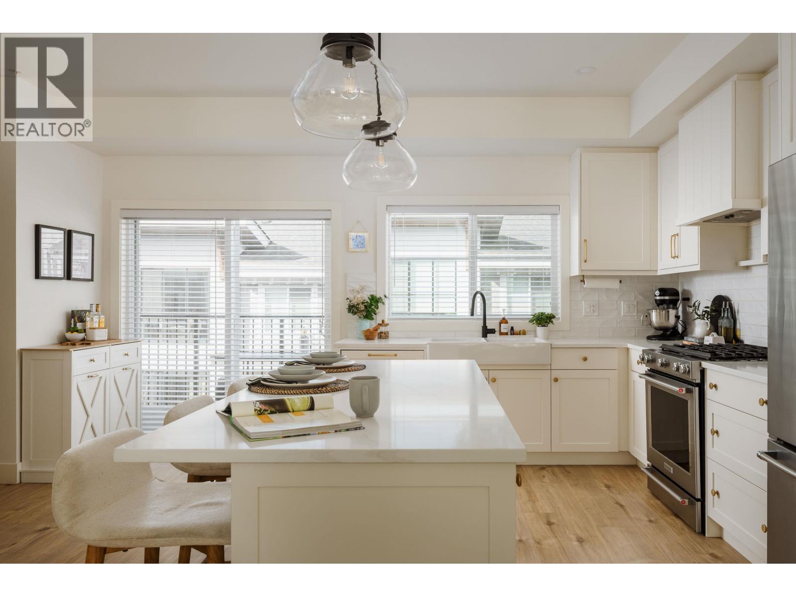 11 23183 136 AVENUE, Maple Ridge