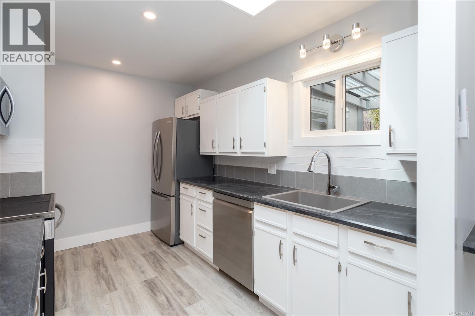 #41 2500 FLORENCE LAKE RD - 11