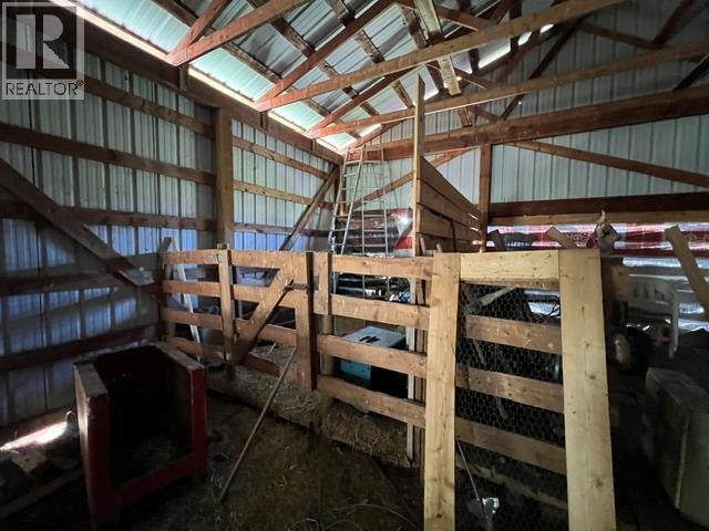 2802 LOWER WYNNDEL ROAD - 11