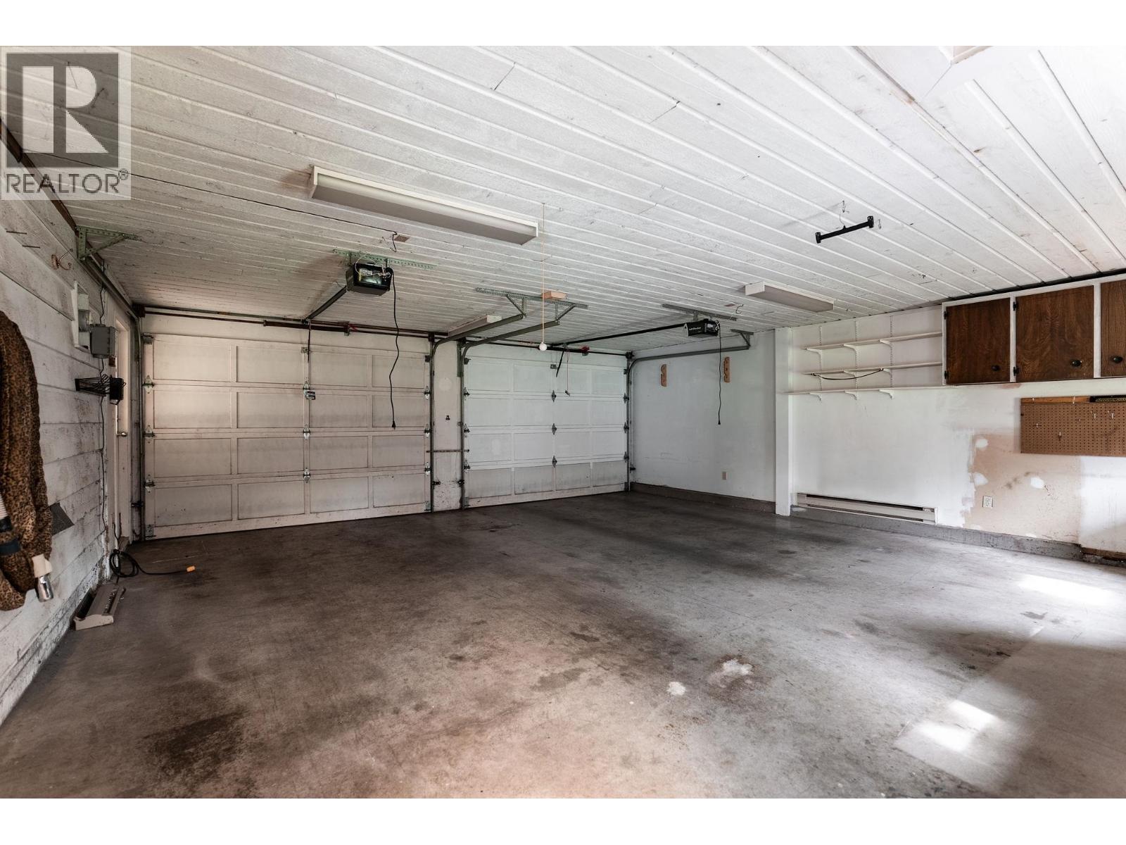 4952 FENTON Drive, Ladner