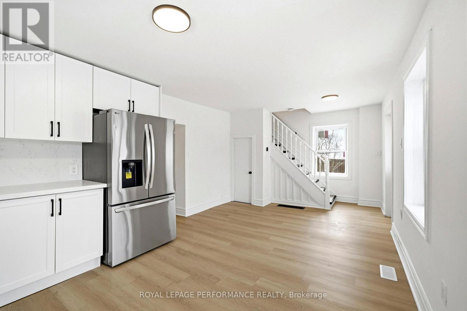 441 ADOLPHUS STREET - 10
