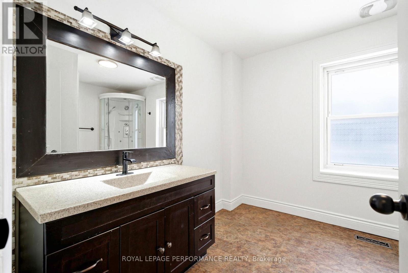 441 ADOLPHUS STREET - 11